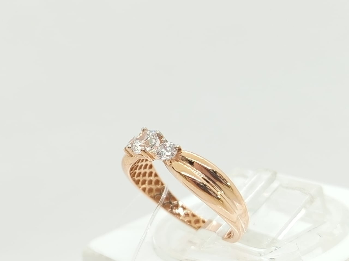 КОЛЬЦО С КАМНЯМИ (Au 585)