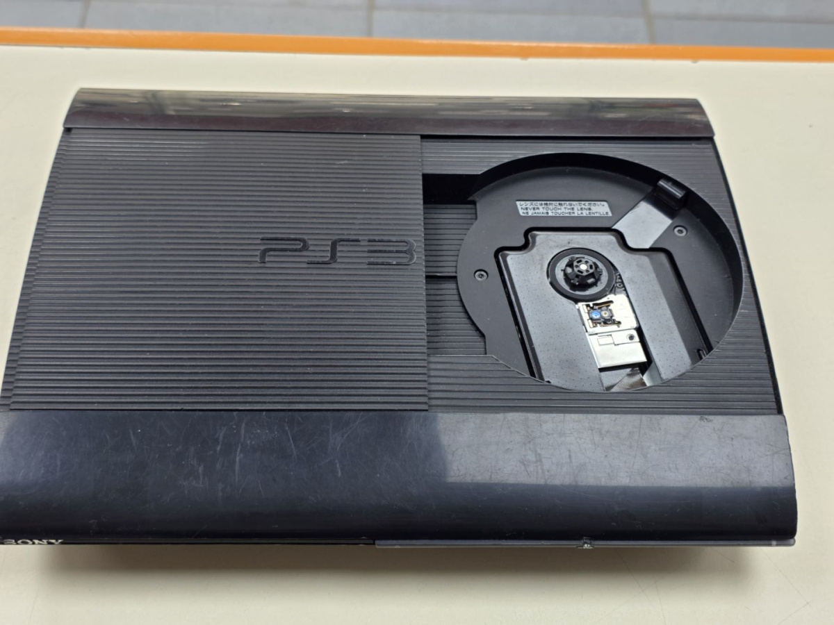 Игровая приставка PlayStation 3 16GB