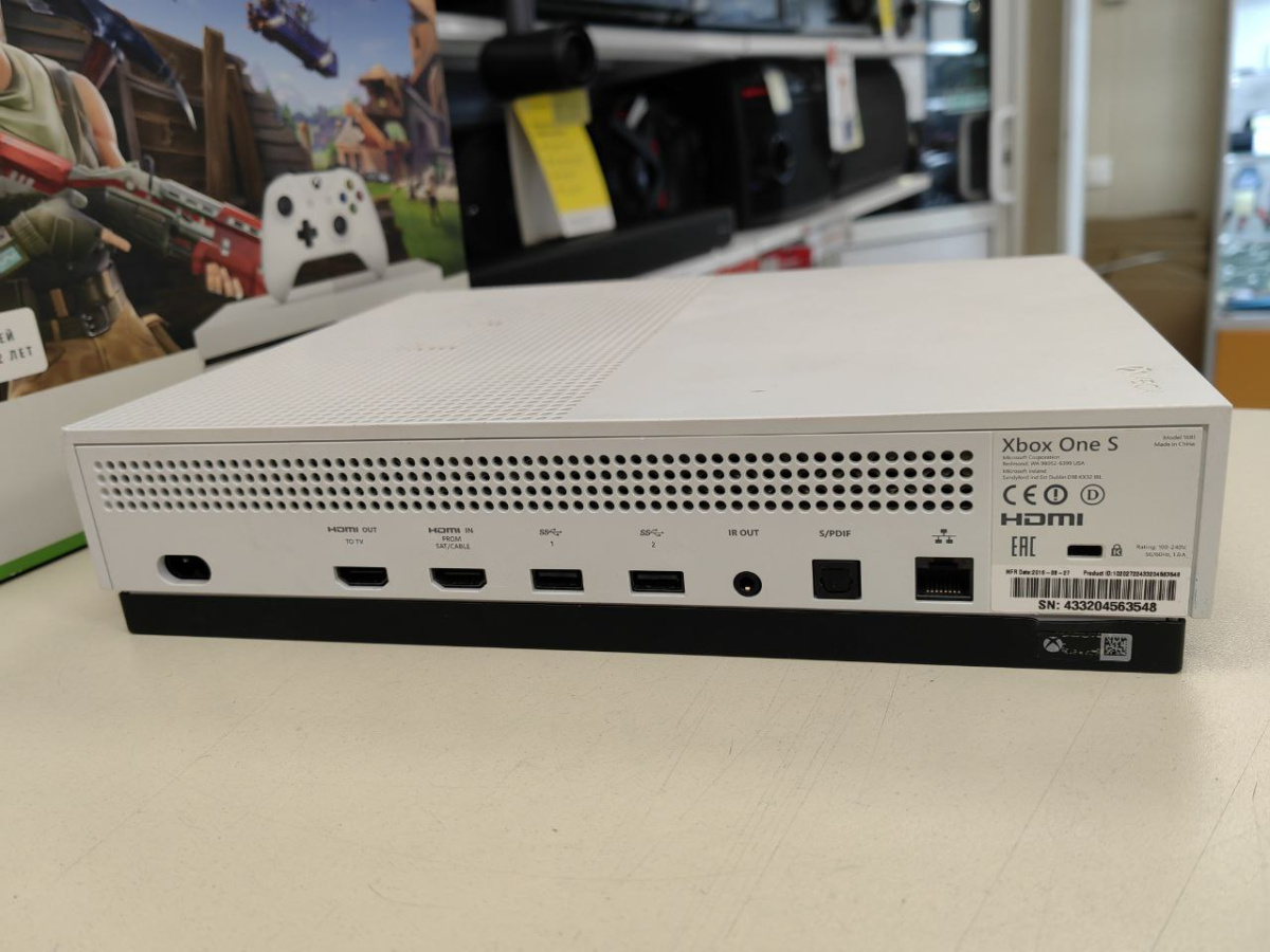 Игровая приставка Xbox One S 500Gb