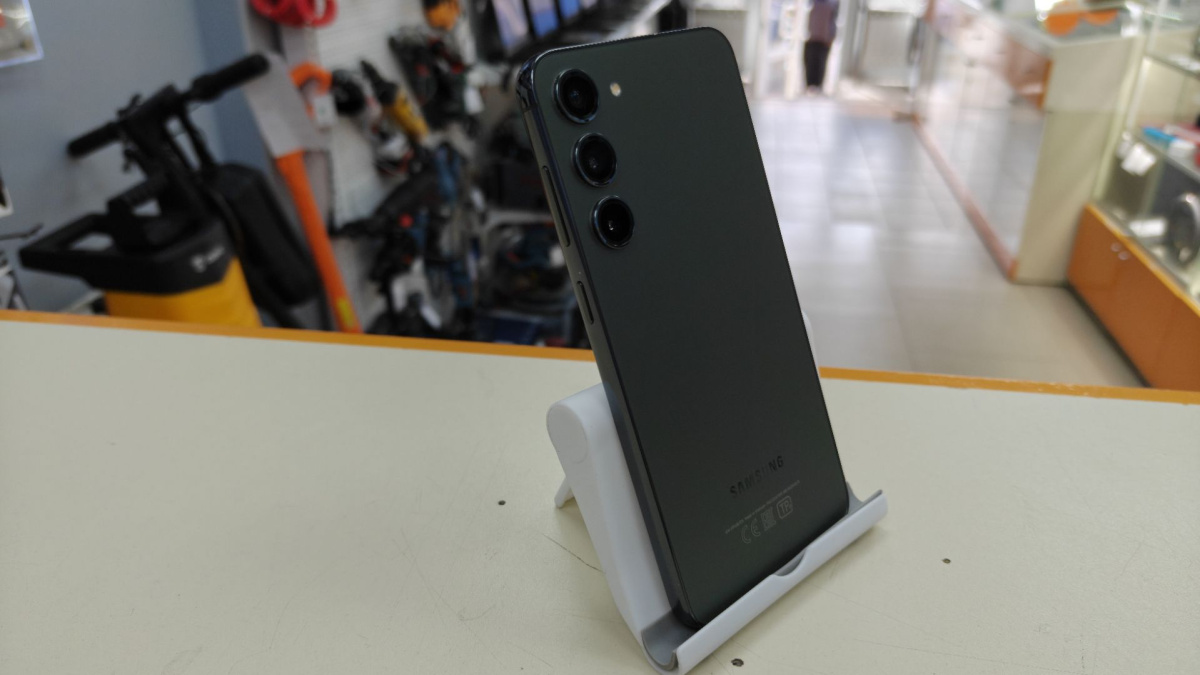 Смартфон Samsung Galaxy S23+ 8/256