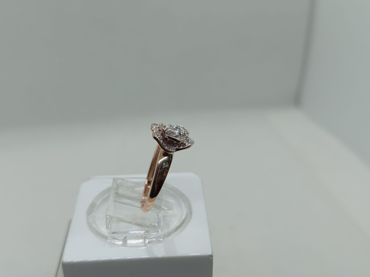 КОЛЬЦО С КАМНЯМИ (Au 585)