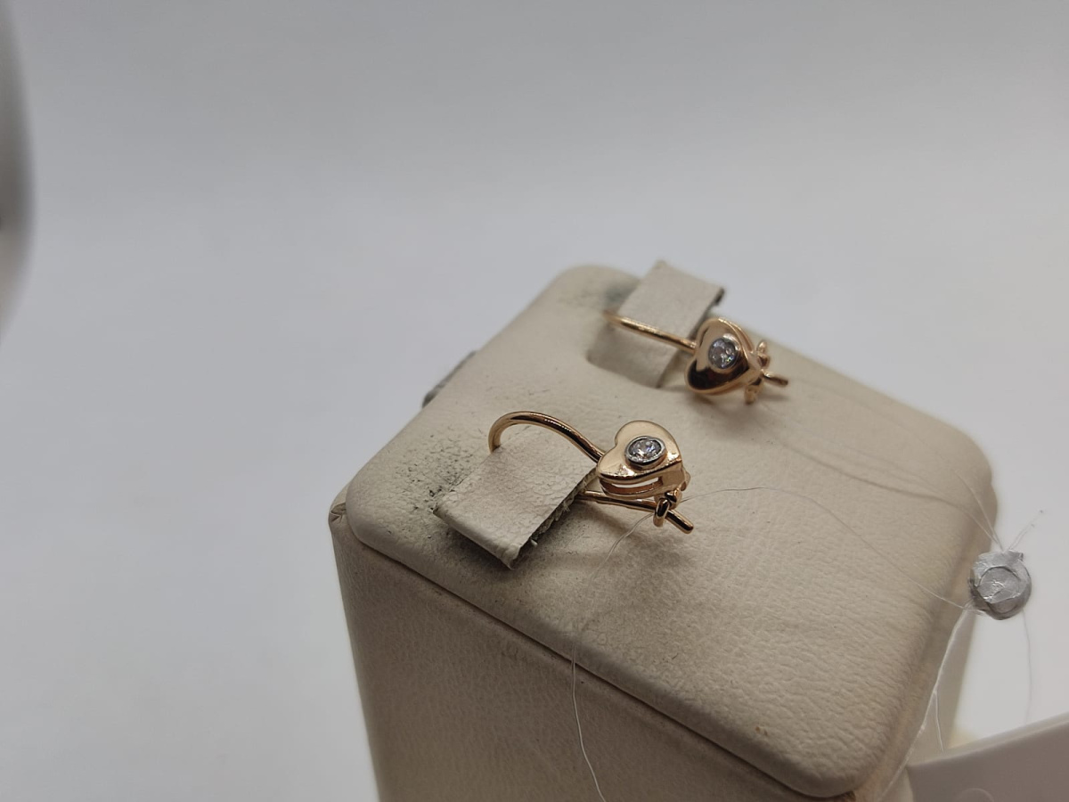 СЕРЬГИ ПЕТЕЛЬКА с камнем (Au 585)