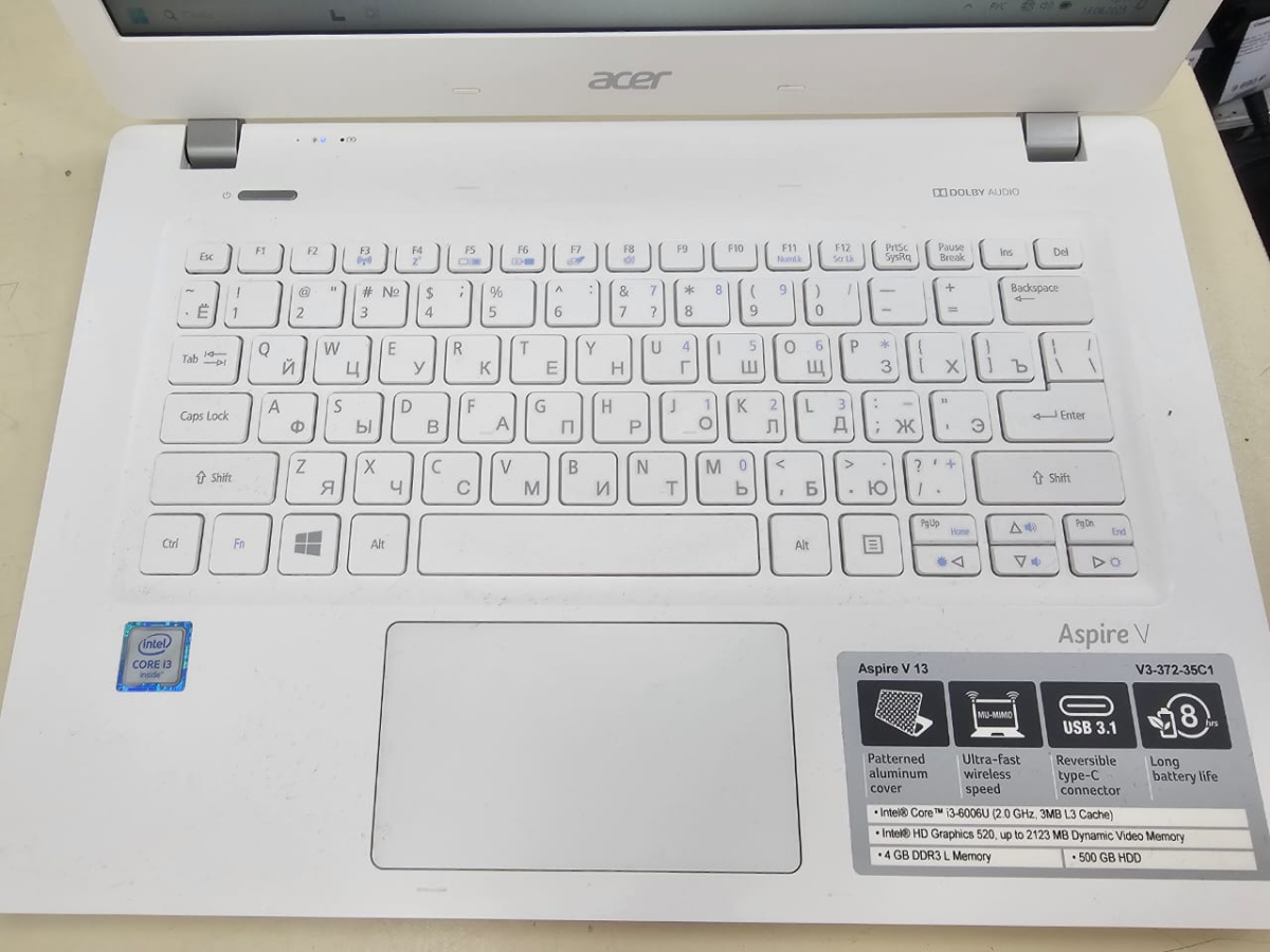 Ноутбук Acer; Core i3-6006U, GeForce GT 520, 4 Гб, 512 GB, Нет