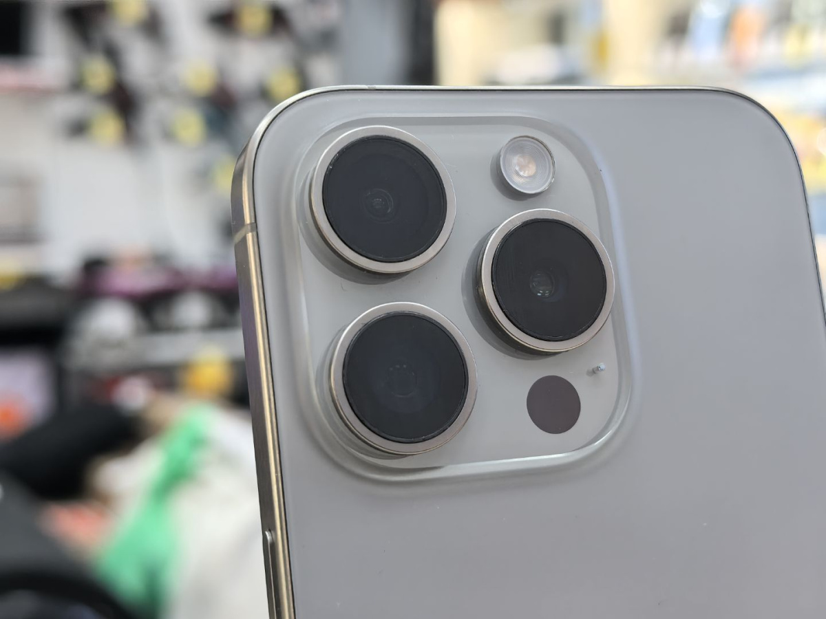 Смартфон Apple Iphone 15 Pro 128Gb