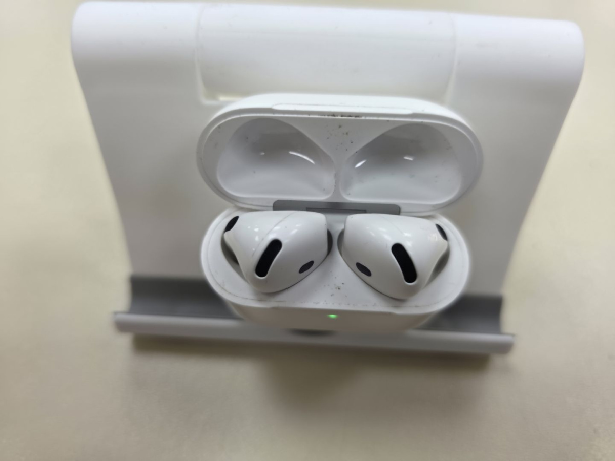 Наушники беспроводные Apple AirPods 4 с ANC