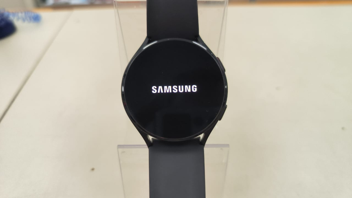 Смарт-часы Samsung Galaxy Watch 4 44mm