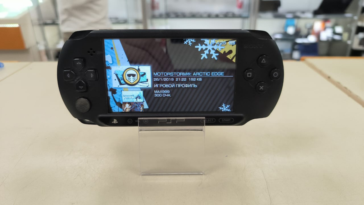 Игровая приставка PlayStation PSP-E1008