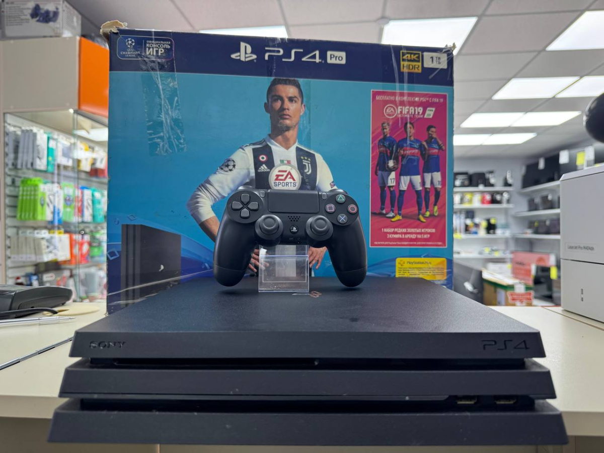 Игровая приставка PlayStation 4 Pro 1Tb
