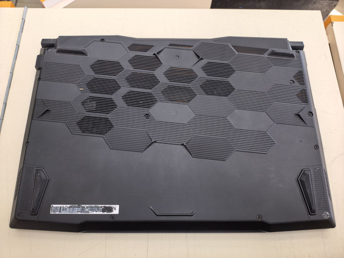 Ноутбук MSI Katana 17; Intel Core i7-12650H, Geforce RTX 4060, 16 Гб, 512 GB, Нет