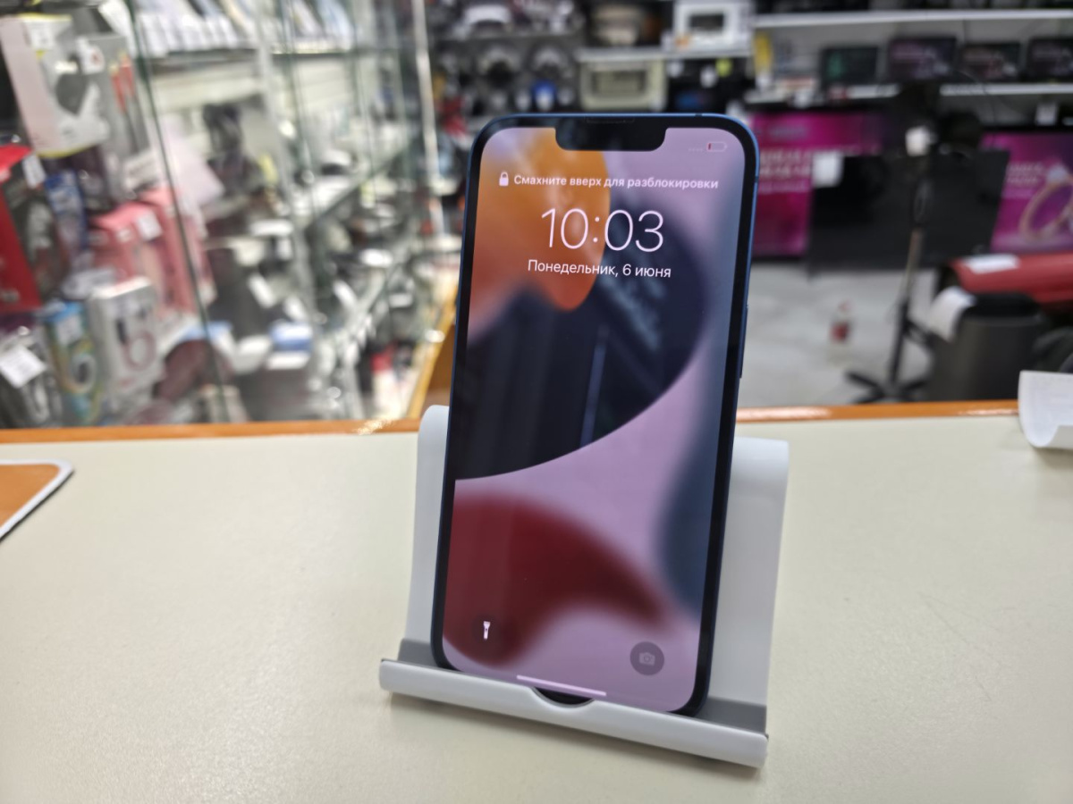 Смартфон Apple iPhone 13 128Gb