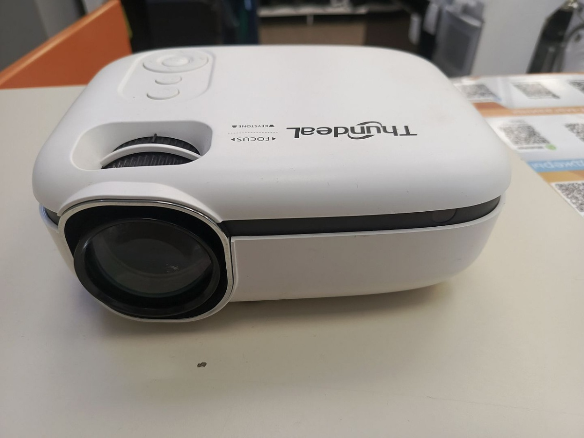 Проэктор ThundeaL TD92
