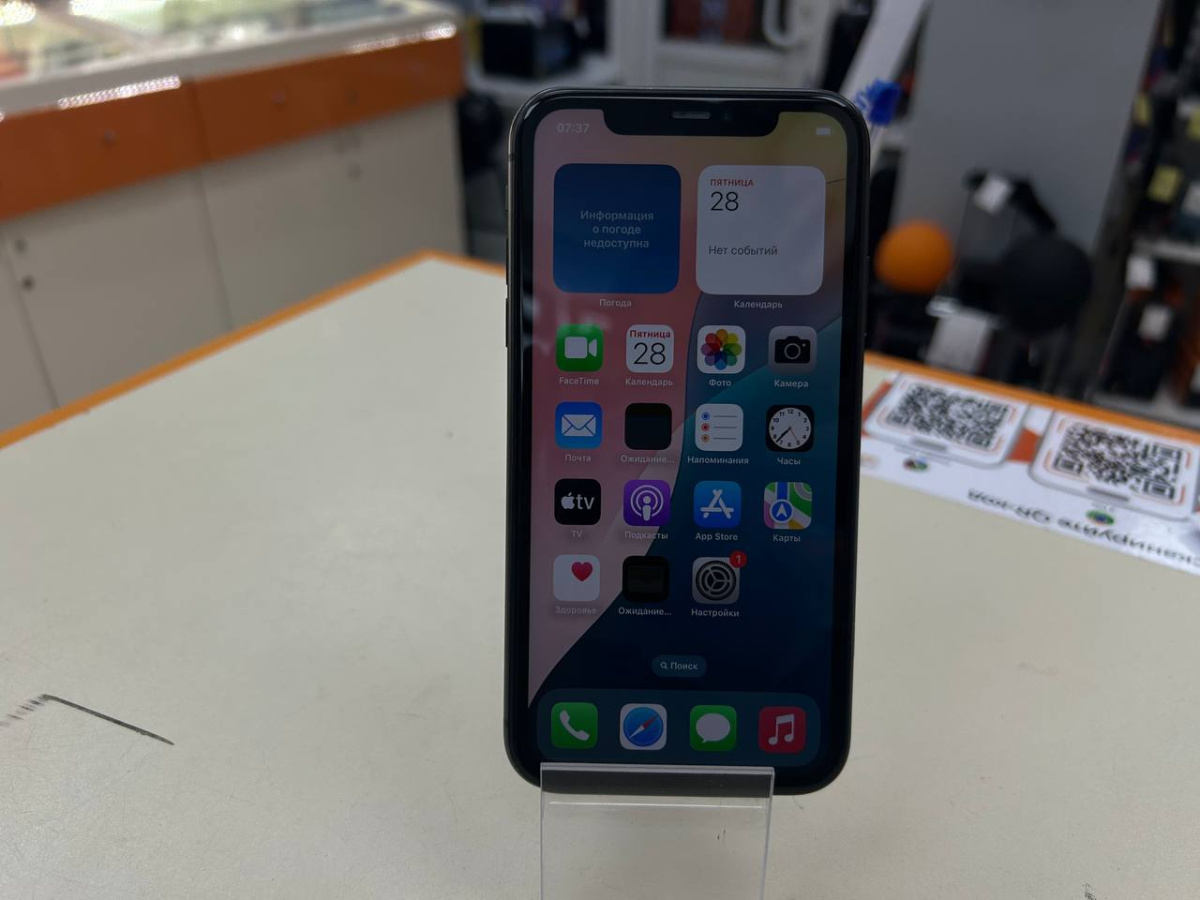 Смартфон Apple iPhone 11 64Gb