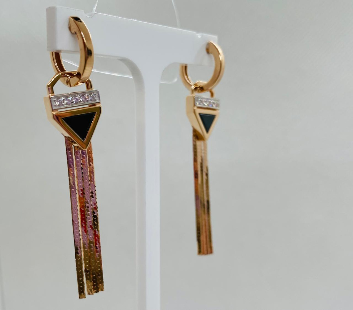 СЕРЬГИ С КАМНЯМИ (Au 585)