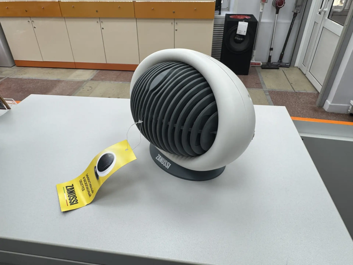 Тепловентилятор Zanussi ZFH/C-400