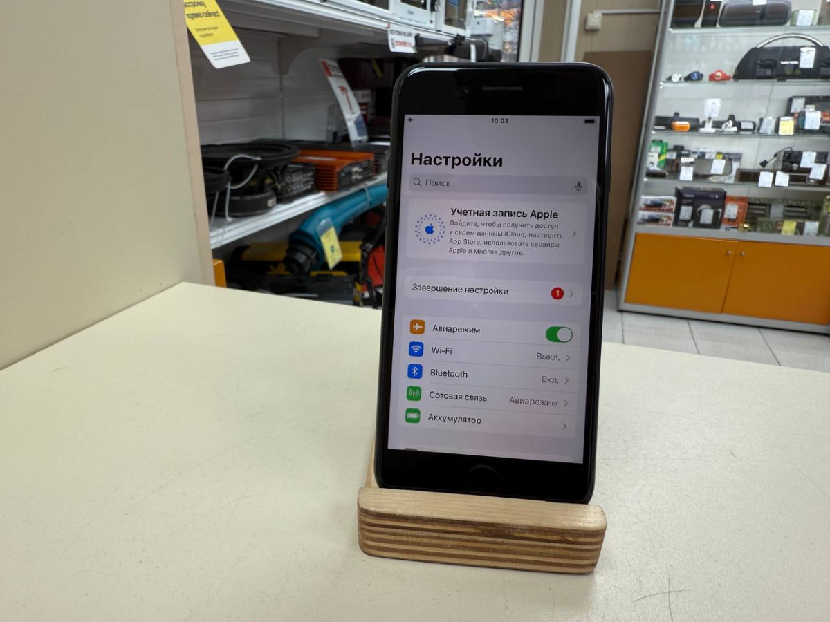 Смартфон Apple iPhone SE 2020 256Gb