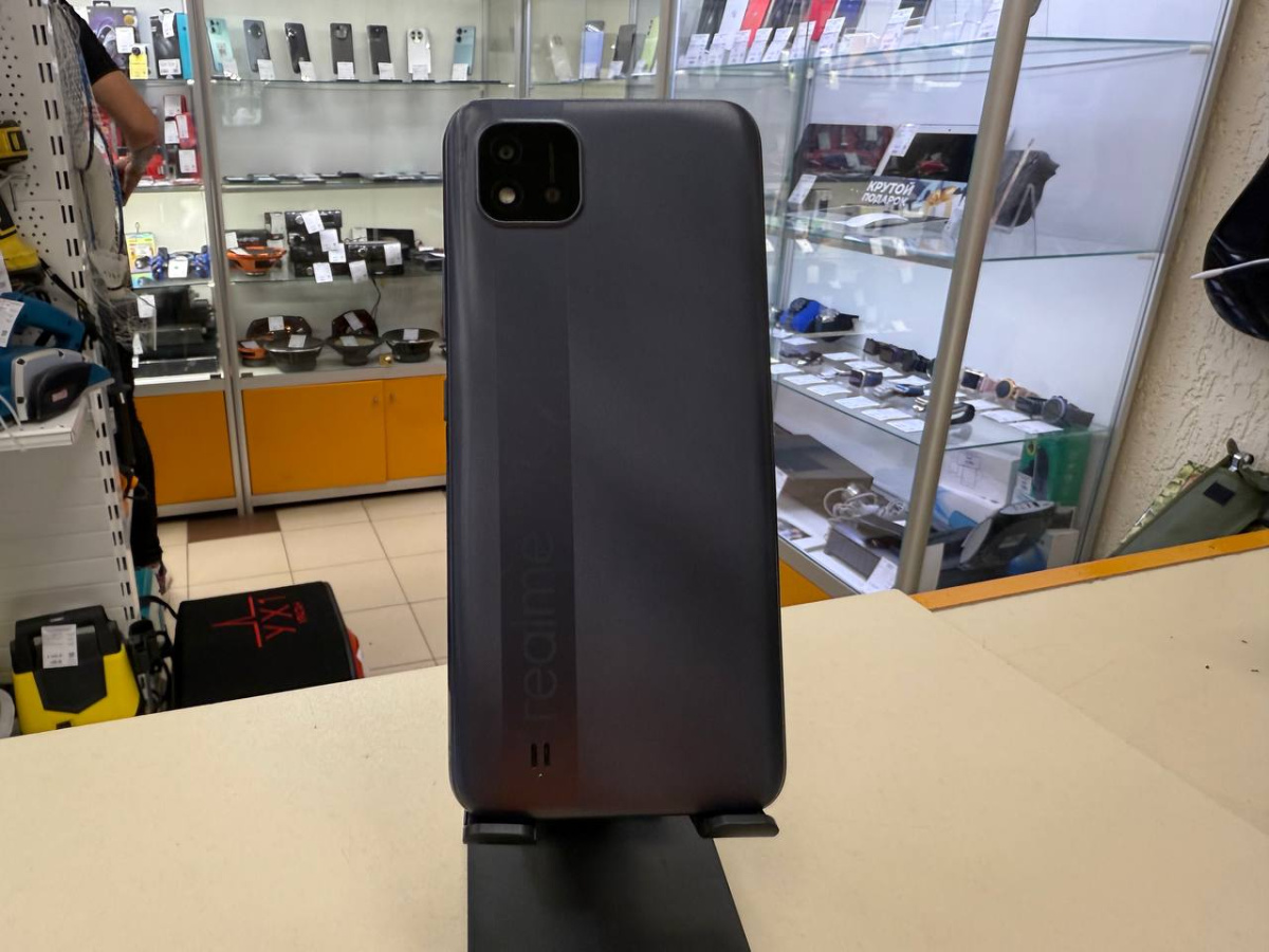 Смартфон Realme C11 2/32