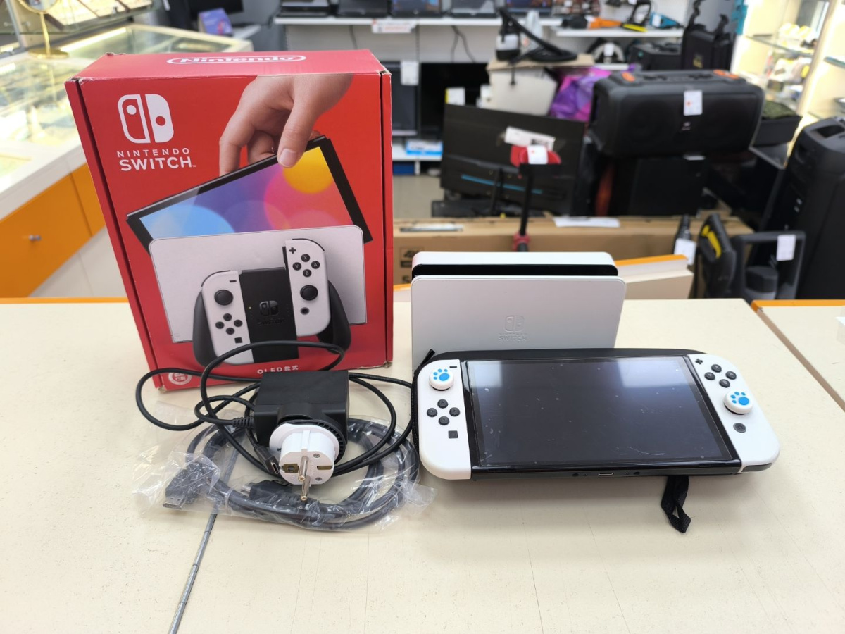 Игровая приставка Nintendo Switch Oled