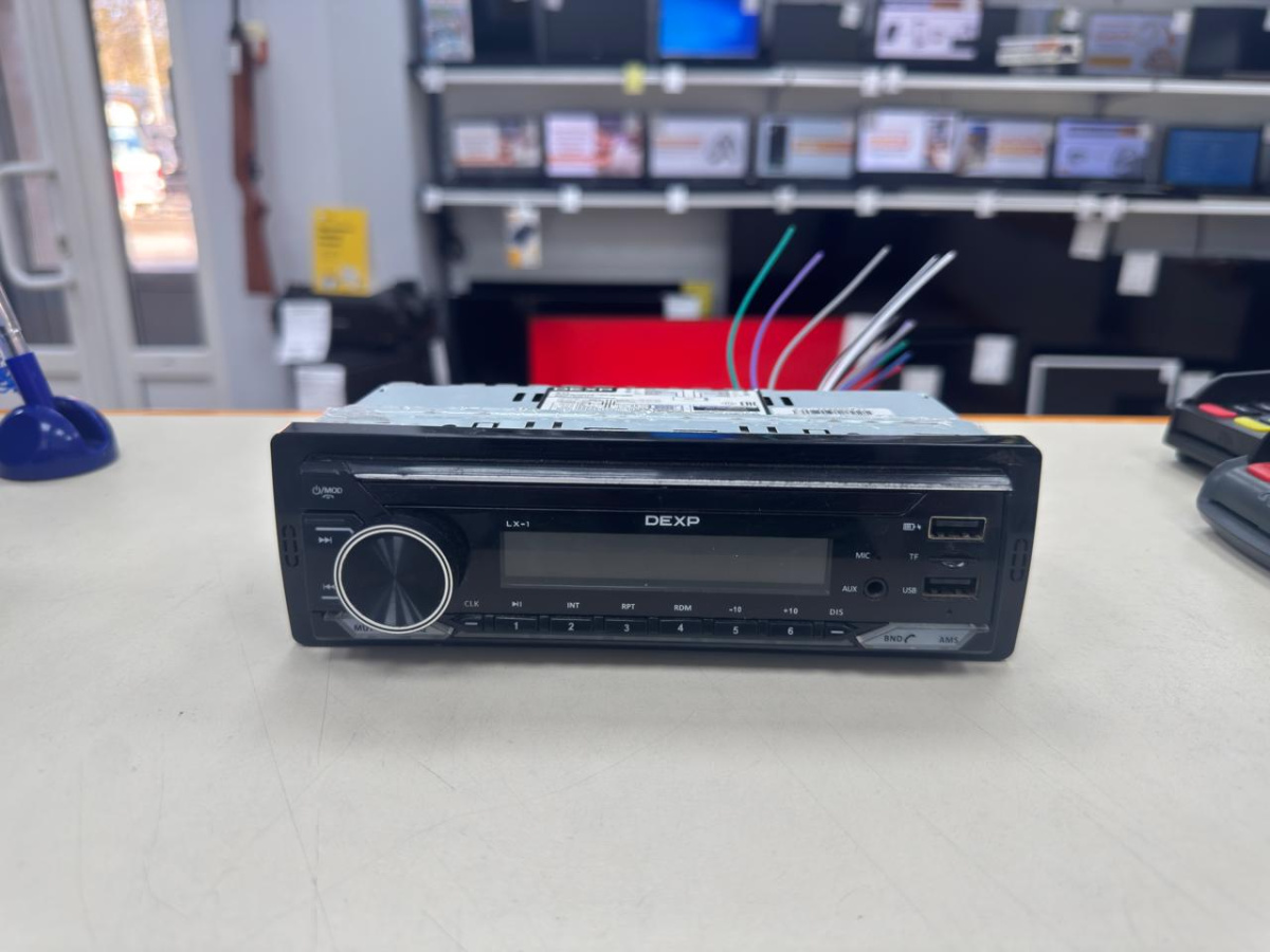 Автомагнитола Dexp LX-1