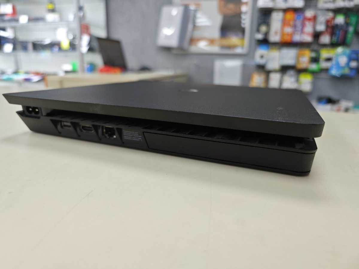 Игровая приставка PlayStation 4 Slim 500GB