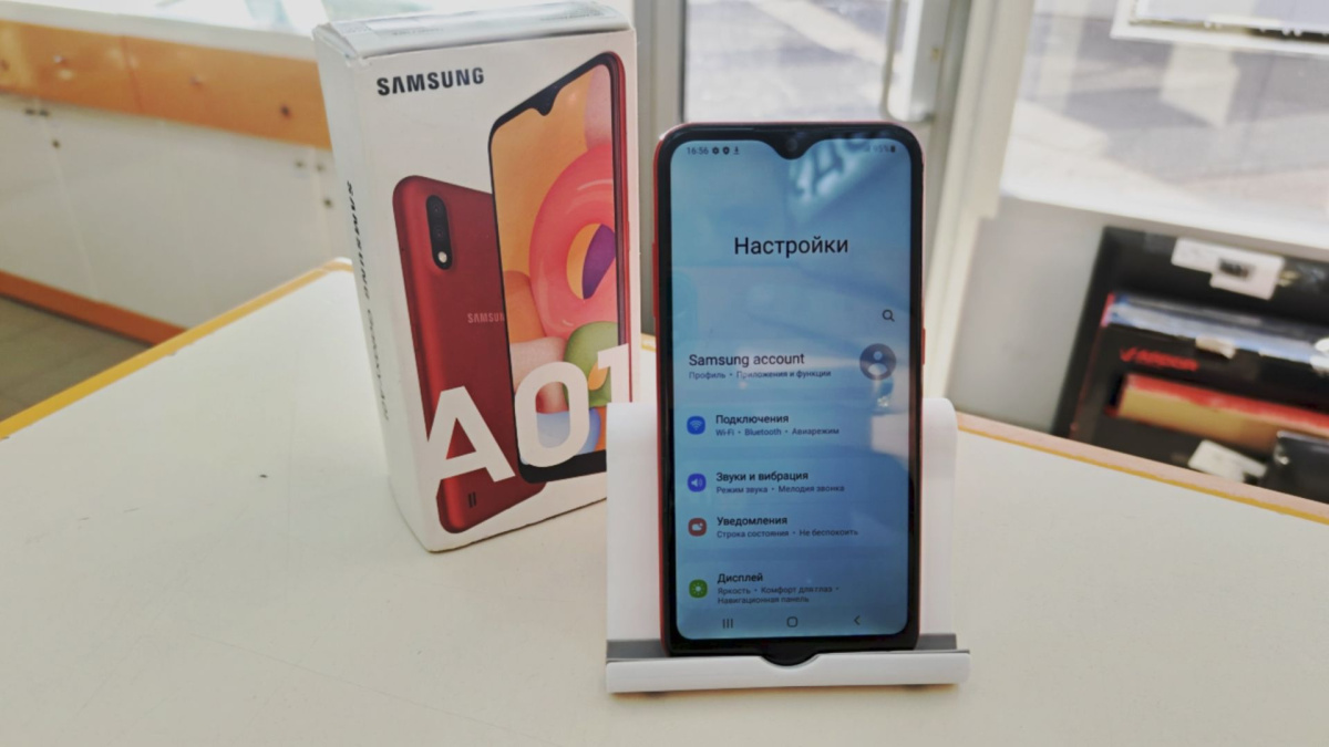 Смартфон Samsung Galaxy A01 Core 2/16