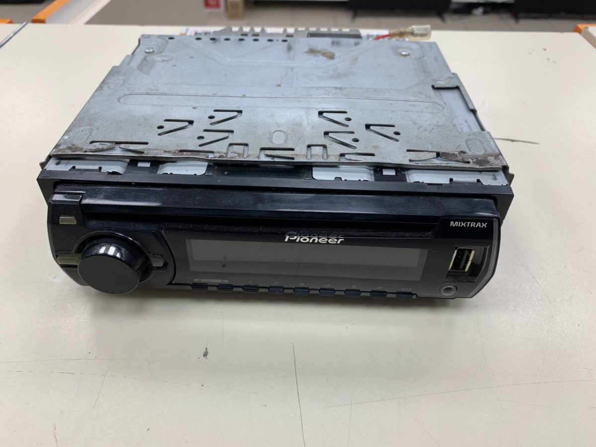 Автомагнитола Pioneer DEH-X3500UI