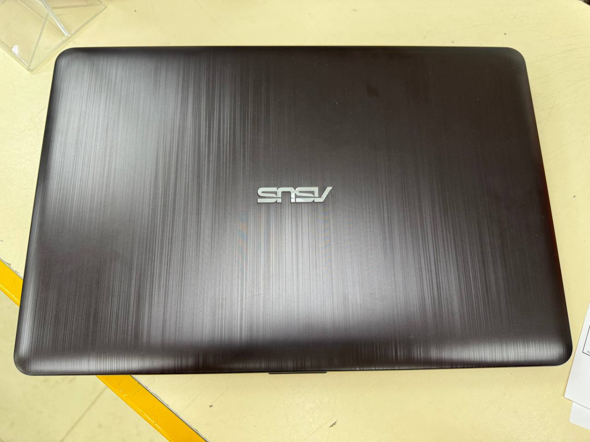 Ноутбук ASUS d541n; Pentium N4200, Intel HD Graphics 505, 4 Гб, Нет, 500 Гб