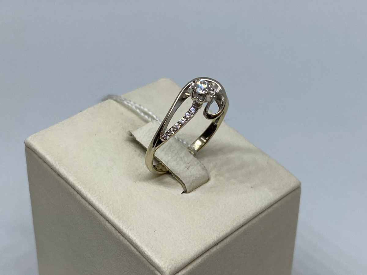 КОЛКМИ585 КОЛЬЦО С КАМНЯМИ (Au 585)