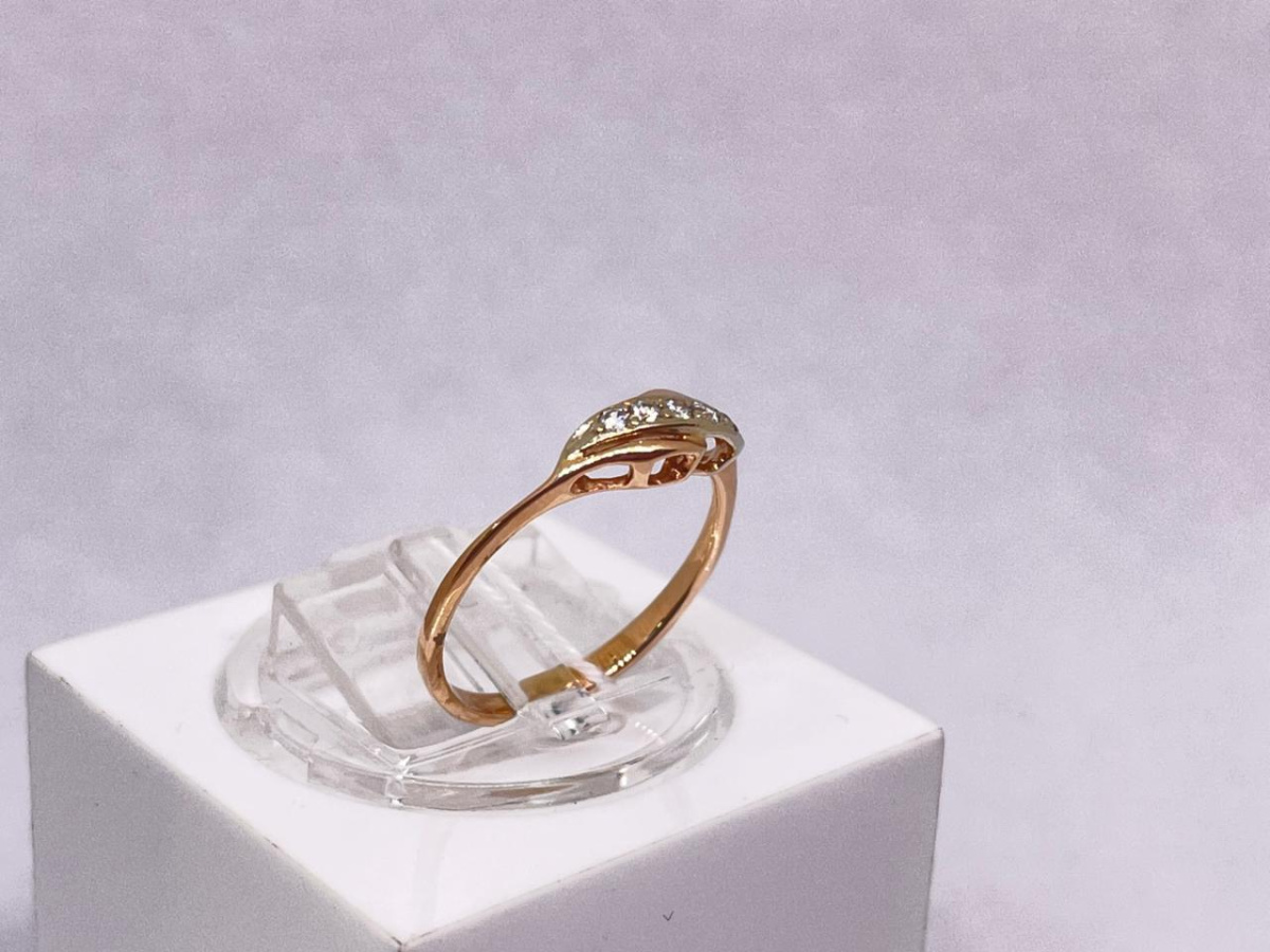 КОЛКМИ585 КОЛЬЦО С КАМНЯМИ (Au 585)