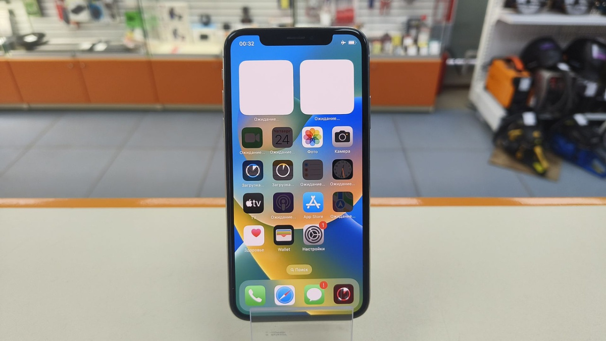 Смартфон Apple iPhone X 64Gb