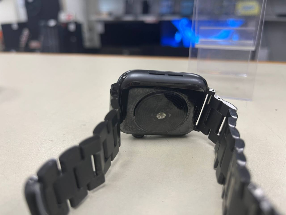 Смарт-часы Apple Watch SE 44mm