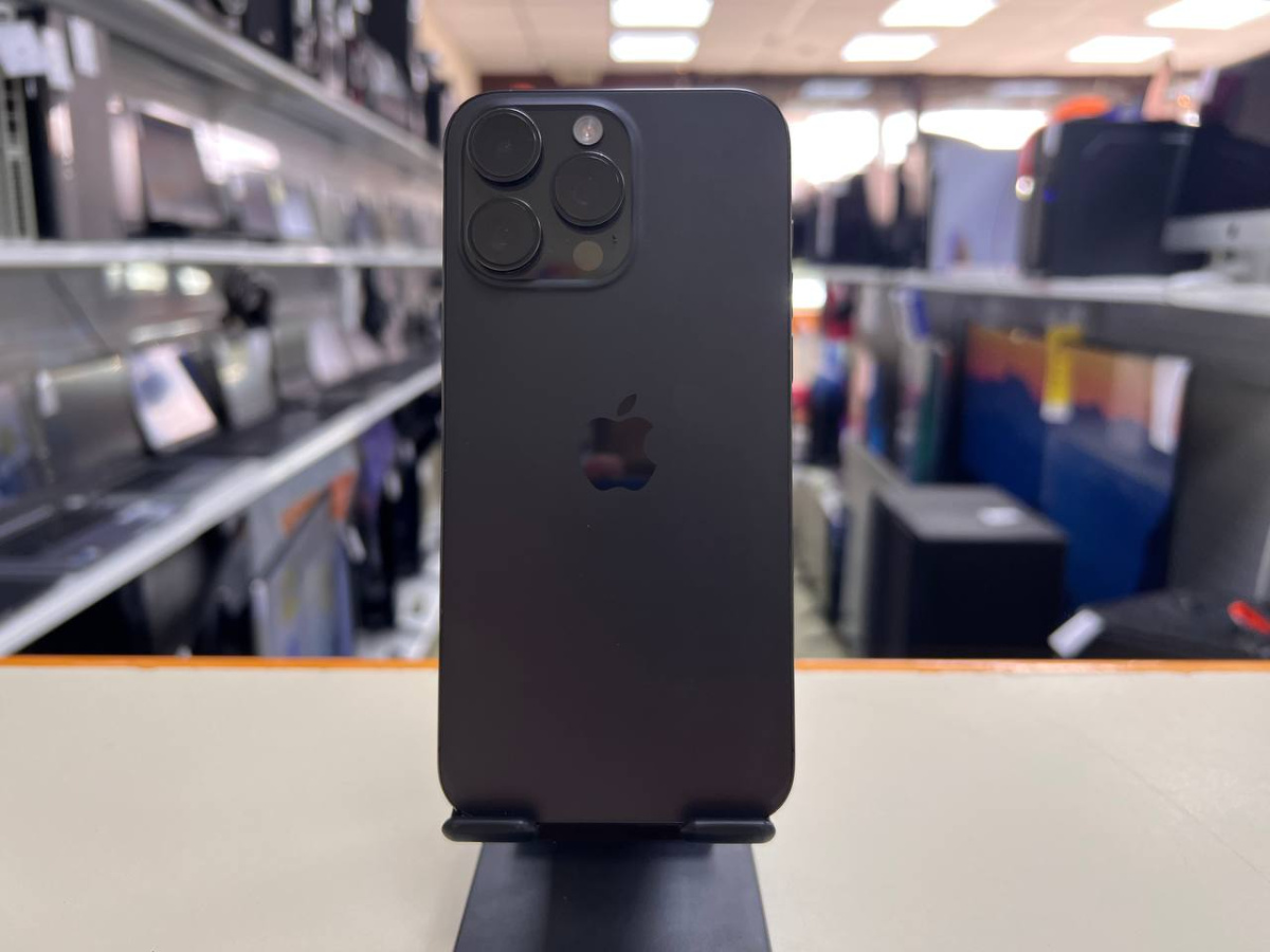 Смартфон Apple iPhone 15 Pro Max 256Gb