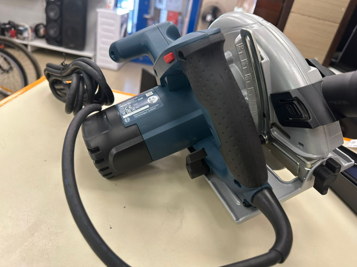 Дисковая пила Bosch GKS 190