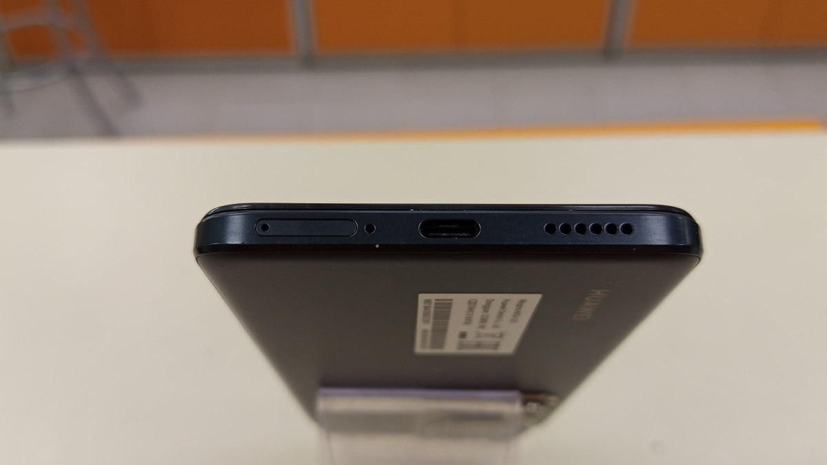 Смартфон Huawei Nova Y72 128Gb