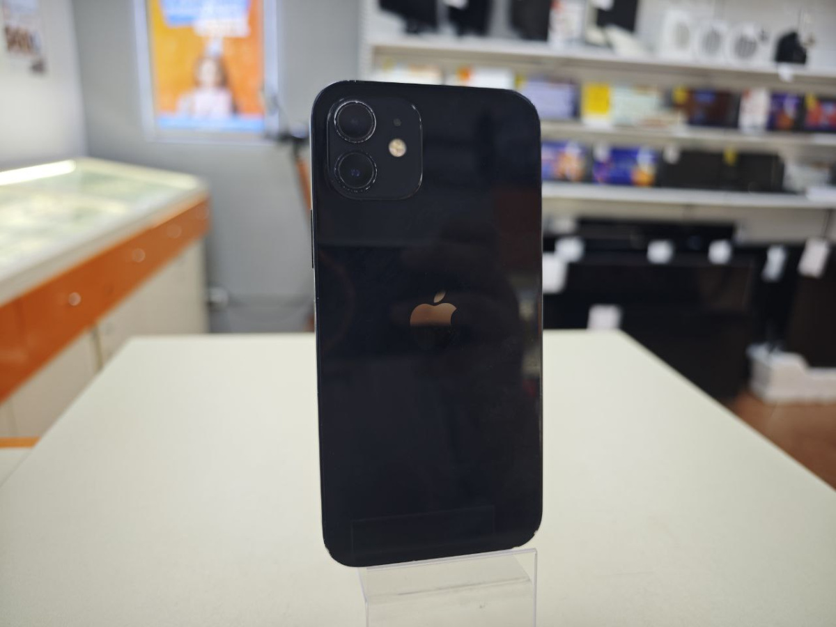 Смартфон Apple iPhone 12 64Gb