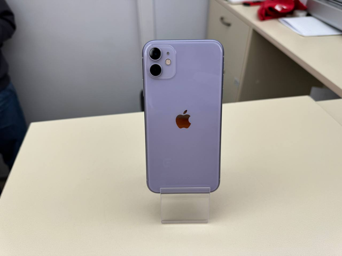 Смартфон Apple iPhone 11 128Gb