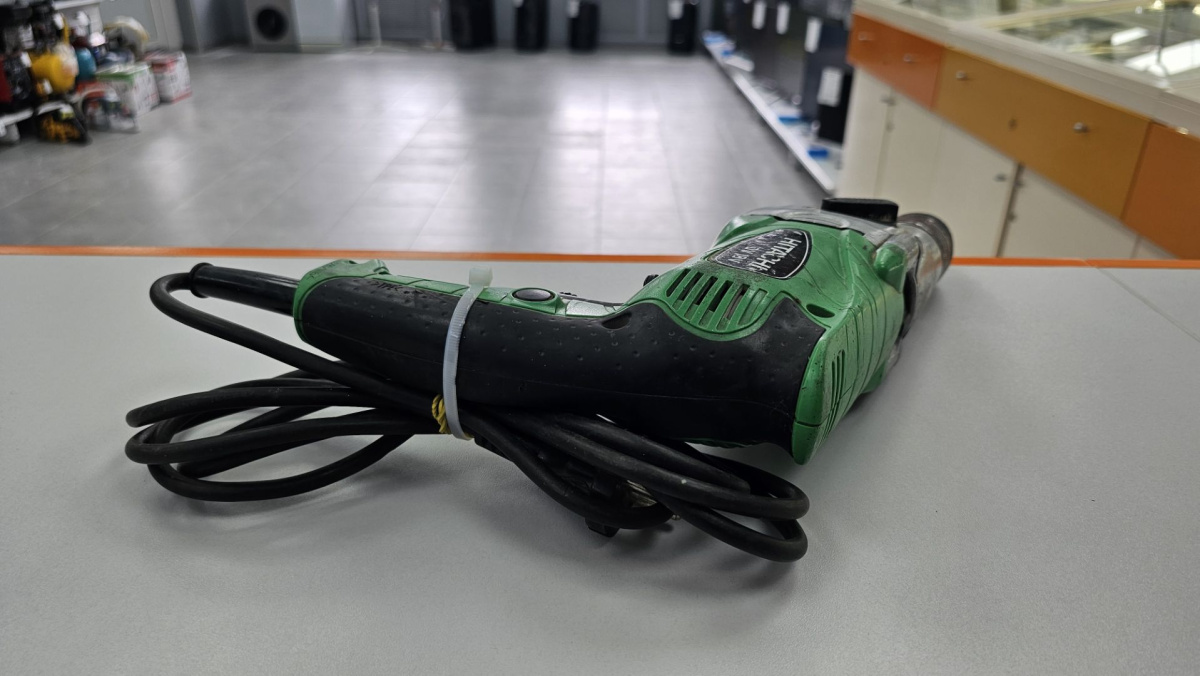 Дрели-ударные Hitachi DV18V