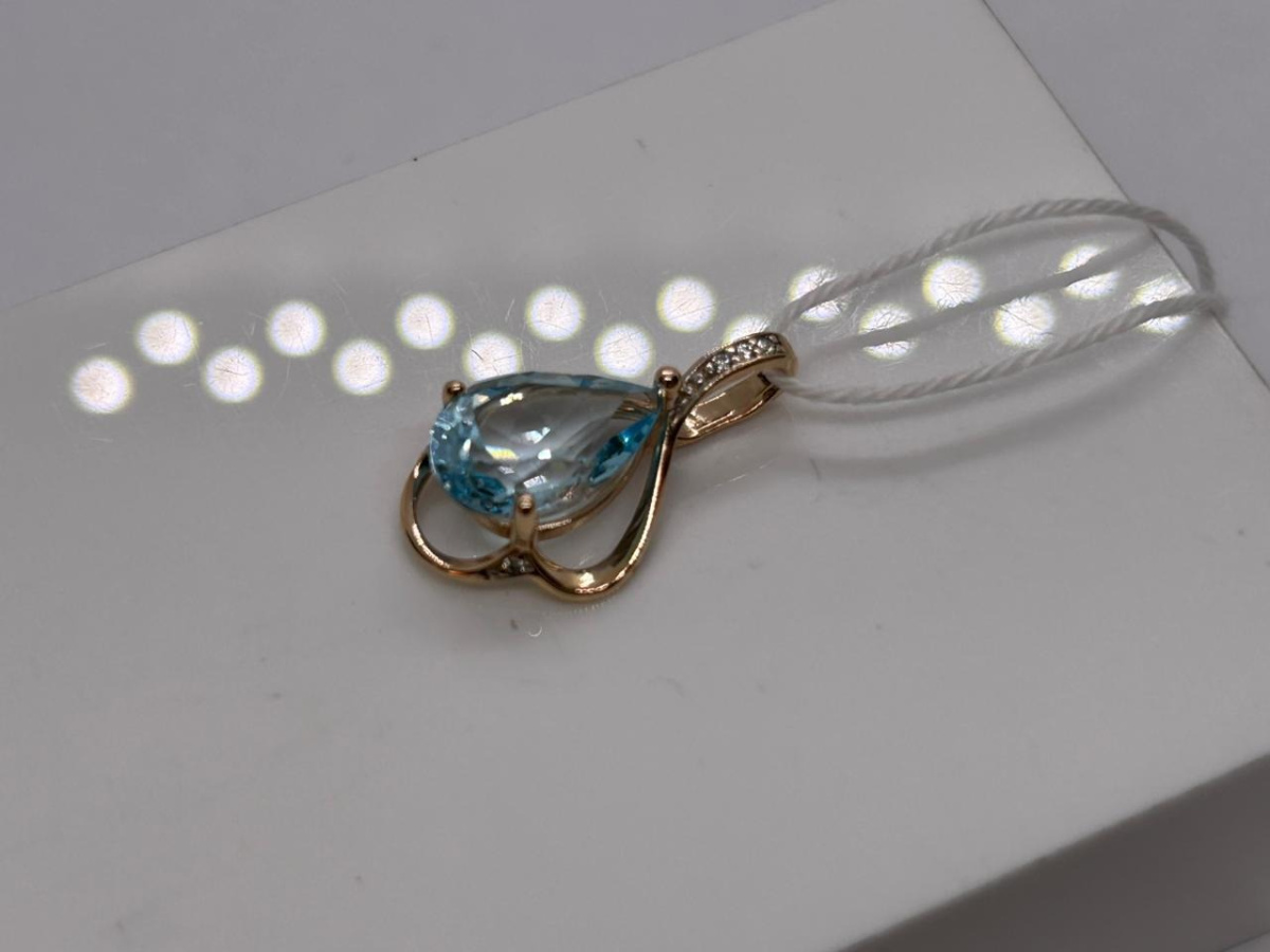 ПОДВЕСКА С КАМНЯМИ (Au 585)