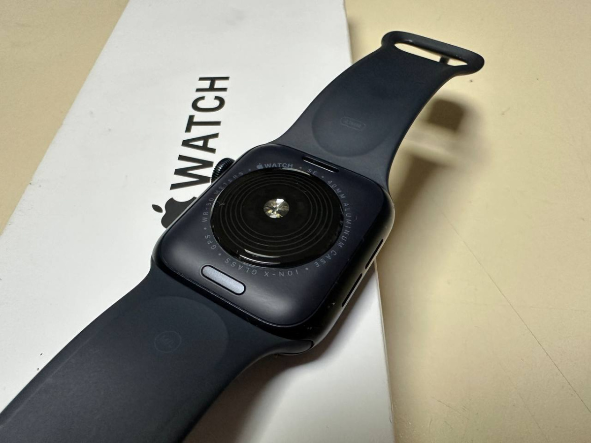 Смарт-часы Apple Watch SE 2022 40mm