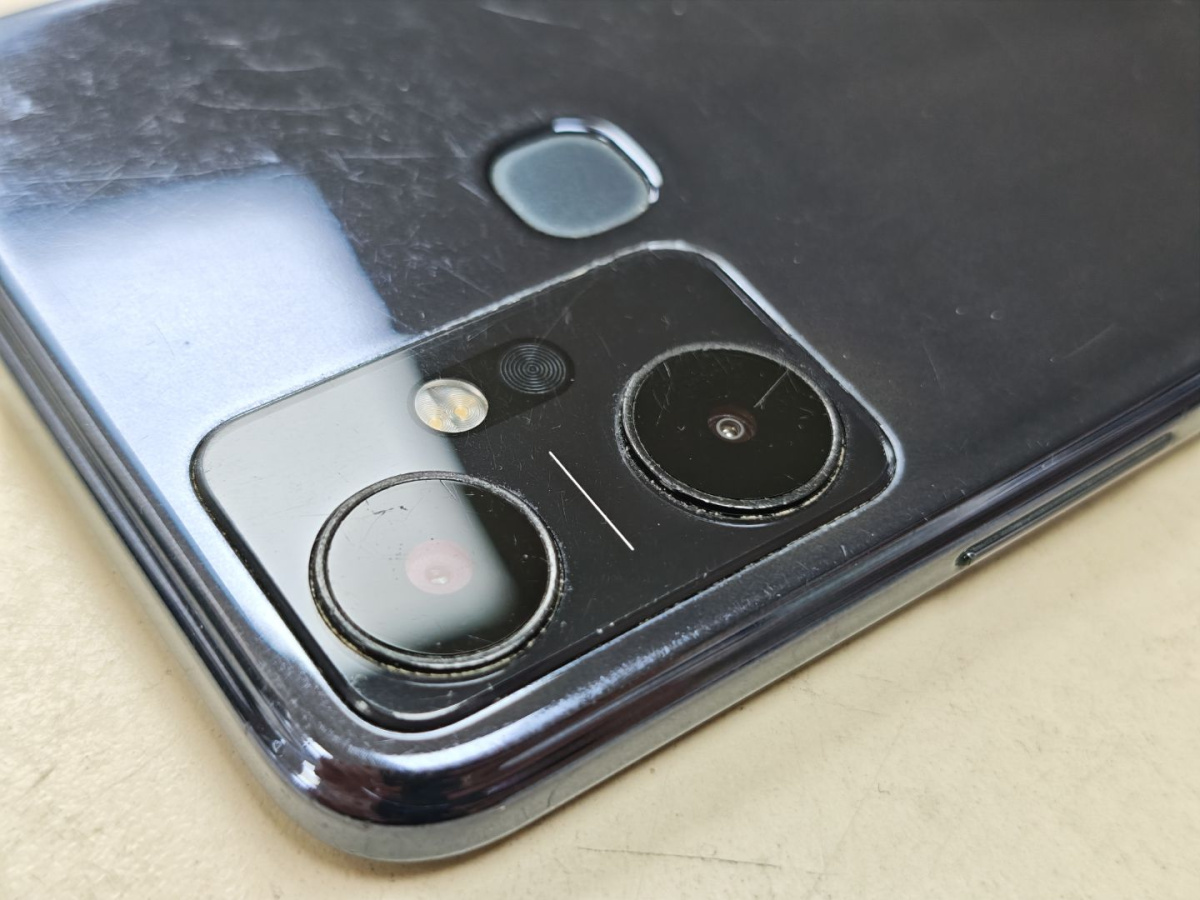 Смартфон Infinix Smart 6 Plus 3/64