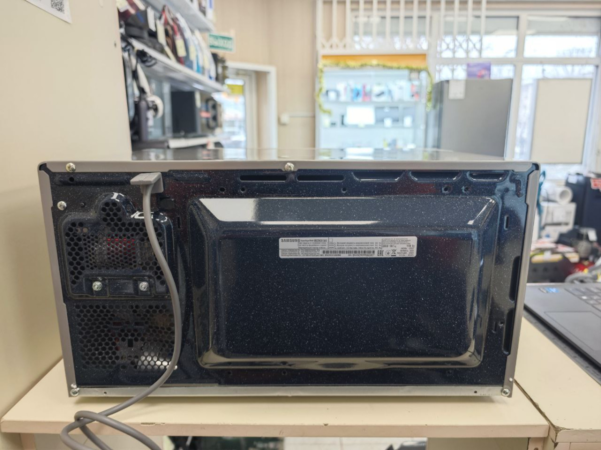 Микроволновая печь Samsung MS23K3513AS
