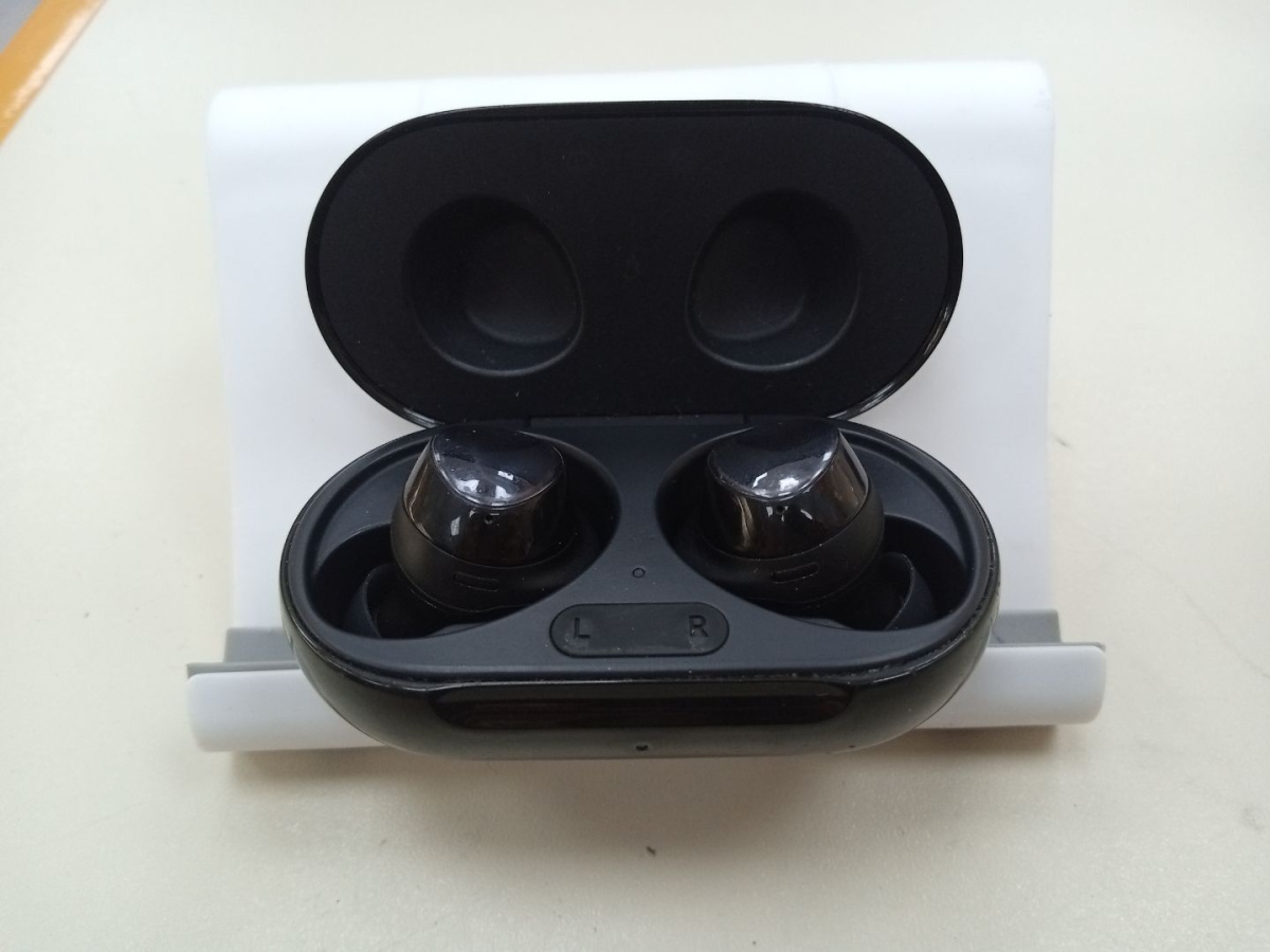 Наушники беспроводные SAMSUNG BUDS+