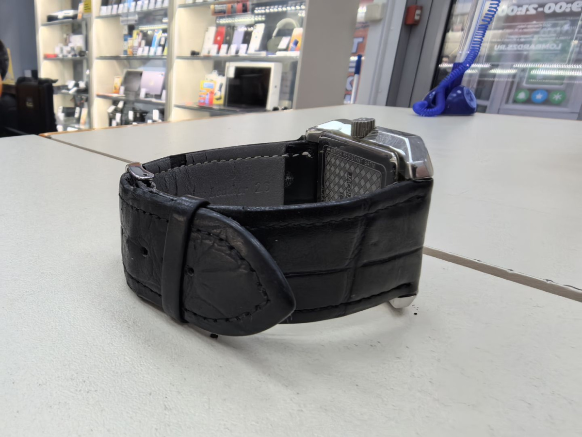 Часы наручные JACQUES LEMANS 1-1520