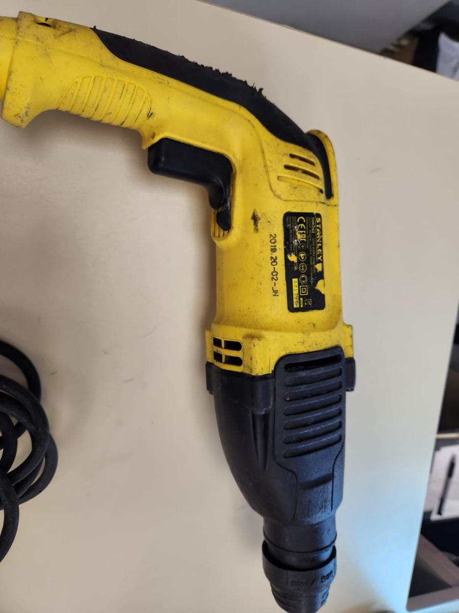 Перфоратор Stanley FMER524