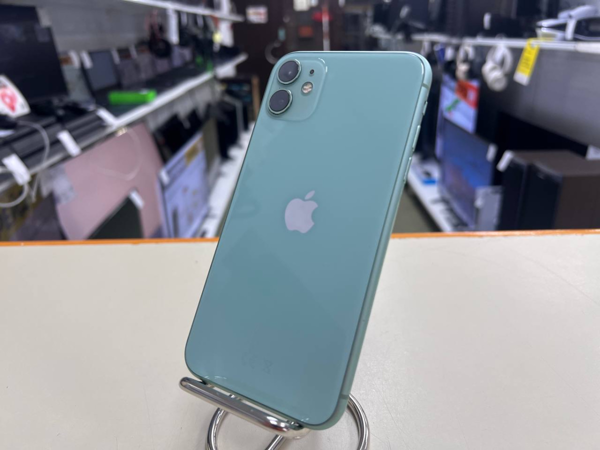 Смартфон Apple iPhone 11 64Gb