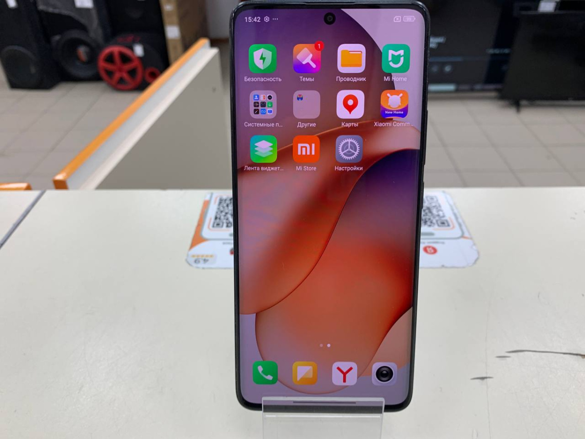 Смартфон Xiaomi Redmi Note 13 Pro+ 8/256