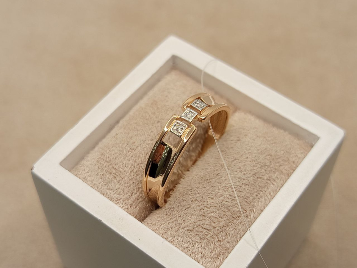 КОЛЬЦО С КАМНЯМИ (Au 585)