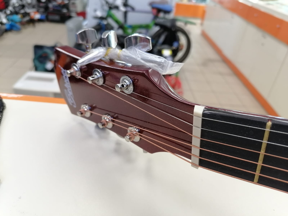 Гитара акустическая Belucci BC4010