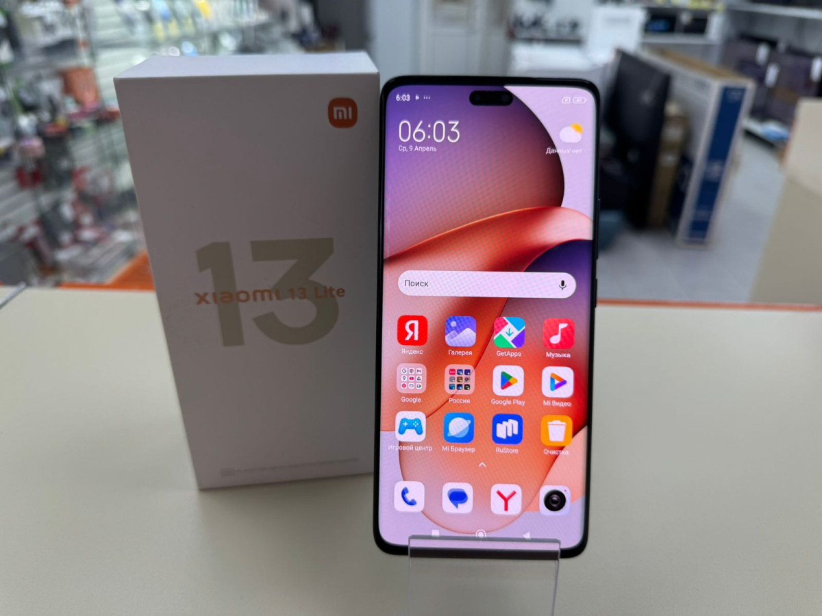 Смартфон Xiaomi 13 lite 8/256