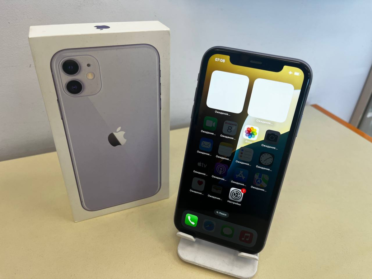 Смартфон Apple iPhone 11 64Gb