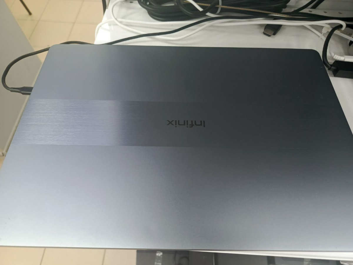 Ноутбук Infinix; Ryzen 7 5700U, AMD Radeon (TM) Graphics, 16 Гб, 512 GB, Нет